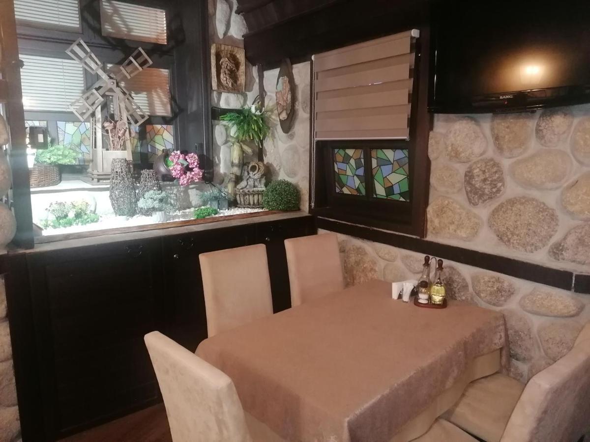 Petkov Family Hotel 블라고에프그라드 외부 사진