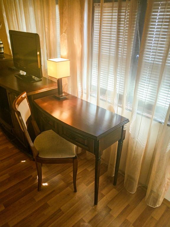 Petkov Family Hotel 블라고에프그라드 외부 사진